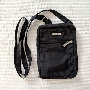 Black Baggallini Crossbody Mini Bag ~ Pockets!